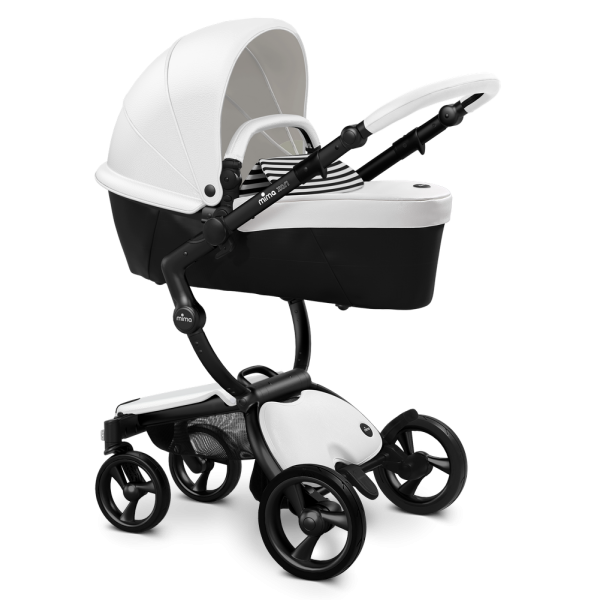 Коляска Mima Xari 3 в 1 Snow white, Black 3g (Black wheels), Black and white