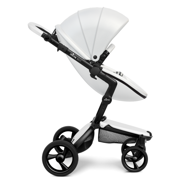 Коляска Mima Xari 3 в 1 Snow white, Black 3g (Black wheels), Black and white